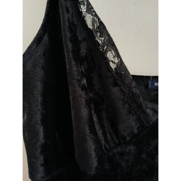 Heart & Hips Womens Med Black Crushed Velvet Lace Bodysuit Gothic Glam Strappy - Picture 3 of 9